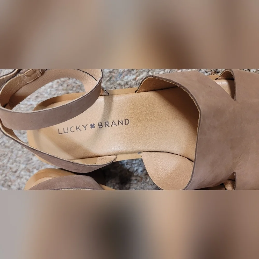 C- Lucky Brand womens high heel pemal heeled sandals